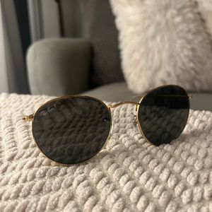 Round Ray-Ban sunglasses